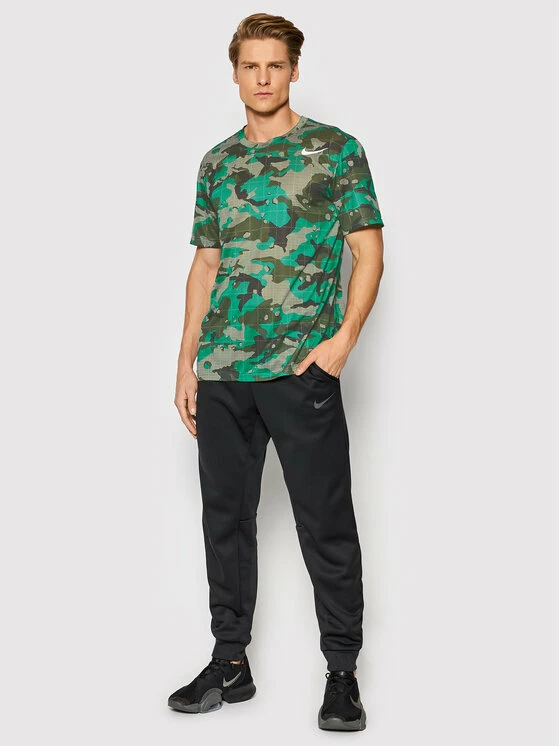 Nike Άνδρες Μπλουζάκια Τεχνικά Φανελάκι τεχνικό DD6886 Dri-Fit Πράσινο Regular Fit 2 Nike Άνδρες Μπλουζάκια Τεχνικά Φανελάκι τεχνικό DD6886 Dri-Fit Πράσινο Regular Fit - Image 2