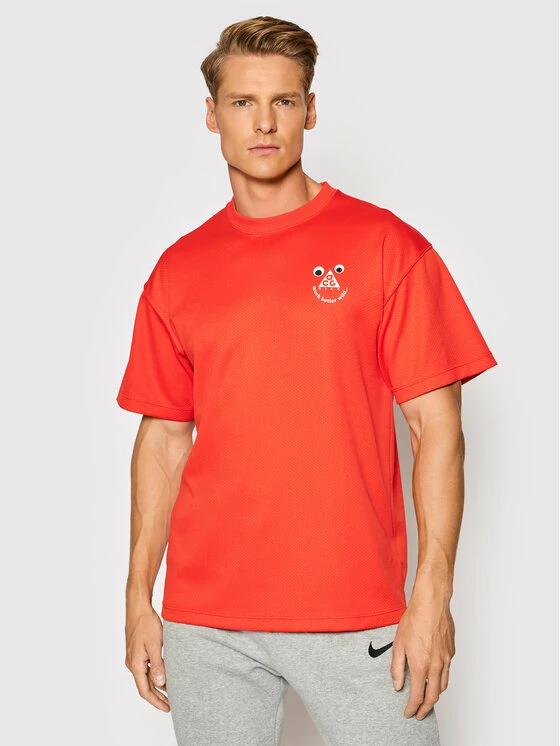 Nike Άνδρες T-shirts T-Shirt All Conditions Gear CU0098 Κόκκινο Regular Fit 1 Nike Άνδρες T-shirts T-Shirt All Conditions Gear CU0098 Κόκκινο Regular Fit