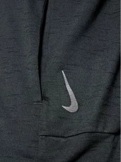 Nike Άνδρες Μπλούζες Τεχνικές Μπλούζα τεχνική Yoga Dri-FIT CZ2217 Μαύρο Standard Fit -Nike Εκπτώσεις unnamed file 529