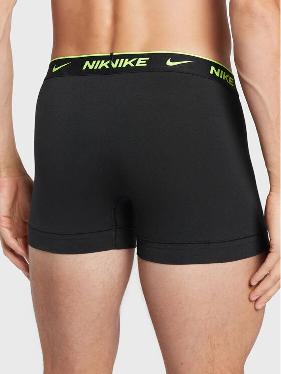 Nike Άνδρες Μπόξερ Σετ μποξεράκια 3 τμχ Everyday 0000KE1008 Μαύρο 4 Nike Άνδρες Μπόξερ Σετ μποξεράκια 3 τμχ Everyday 0000KE1008 Μαύρο - Image 4